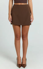 Hyde Skort - Line Skort in Chocolate