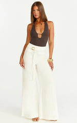 Ricki Bodysuit - Plunge T Bar Front Bodysuit in Chocolate