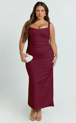 Benita Midi Dress - Scoop Neck Ruched Fitted Dress in Wine