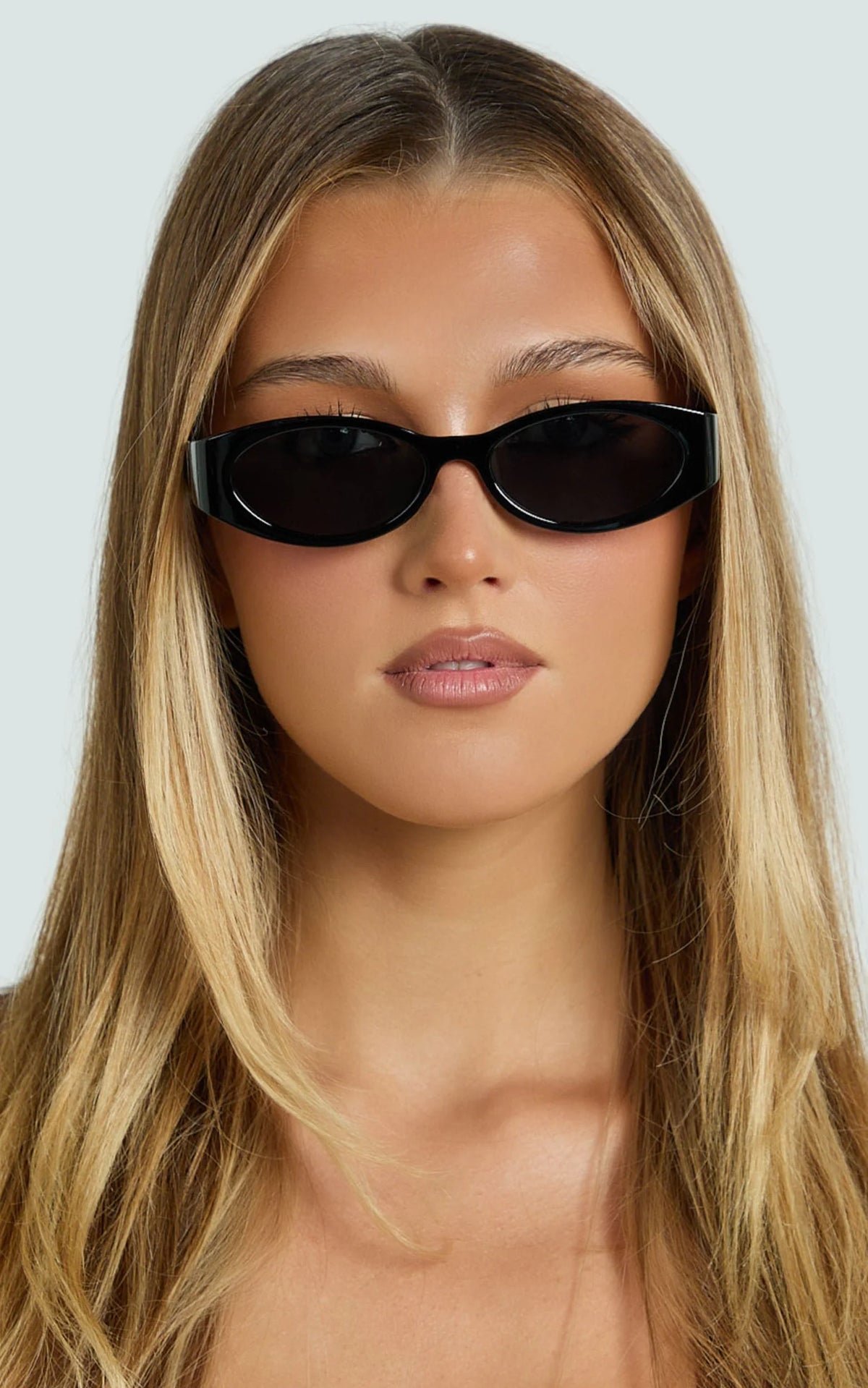 Alvia Sunglasses in Black